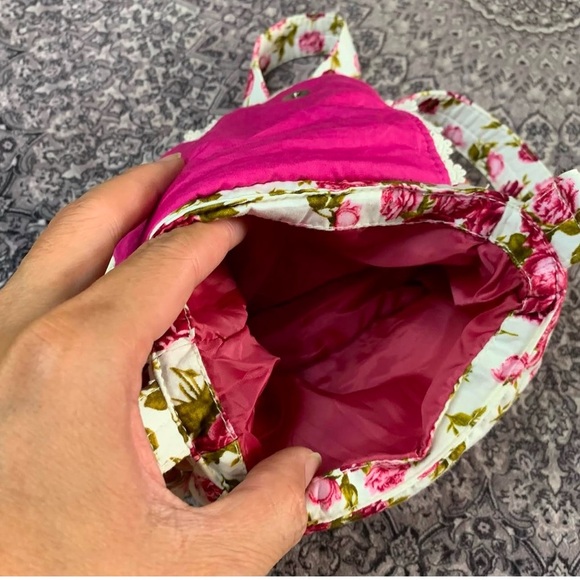 NaRaYa Quilted Small Adjustable Strap Purse - Picture 4 of 8